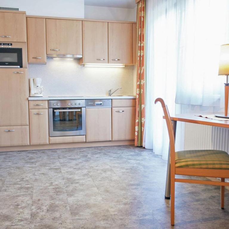 Holiday home in Kaltenbach near ski lift - Apartment mit 11 Schlafzimmern - 14