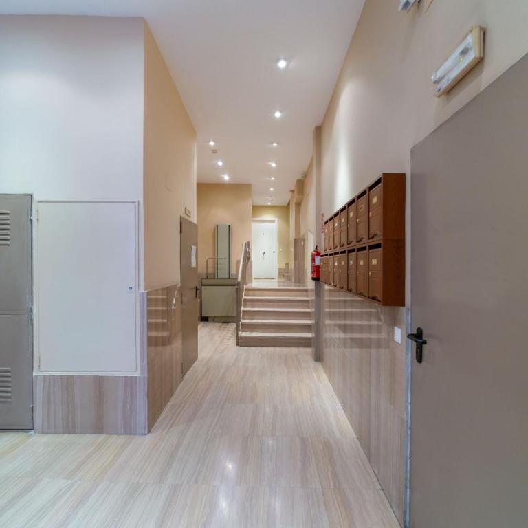 Apartamentos Gran Via - Apartment V - 29