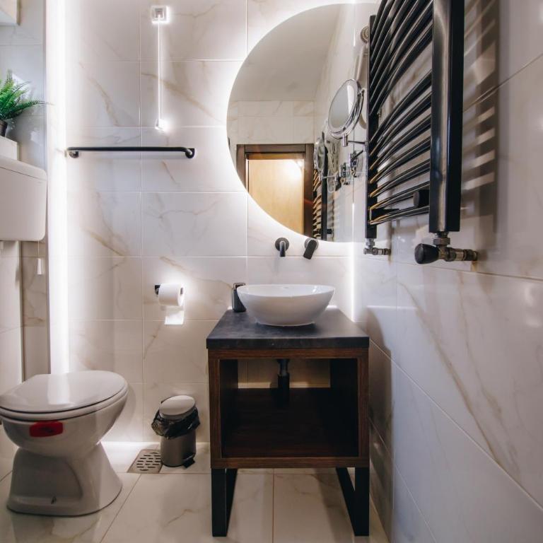 Boutique Luxury Apartments - Deluks Dvokrevetna Soba sa Bračnim Krevetom - 2