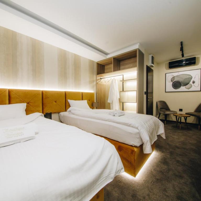 Boutique Luxury Apartments - Deluxe Double Room - 5