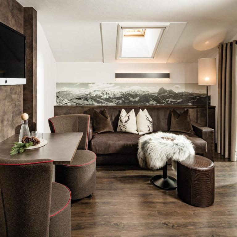 Boutique & Fashion Hotel Maciaconi - Gardenahotels - Suite Deluxe - 20