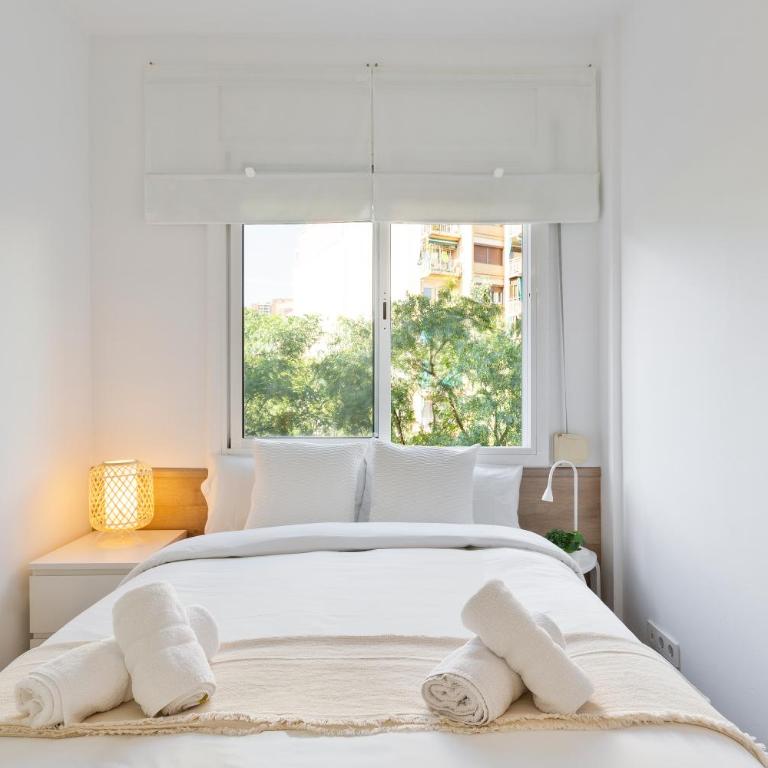 S4D Park Güell - Three-Bedroom Apartment - 15