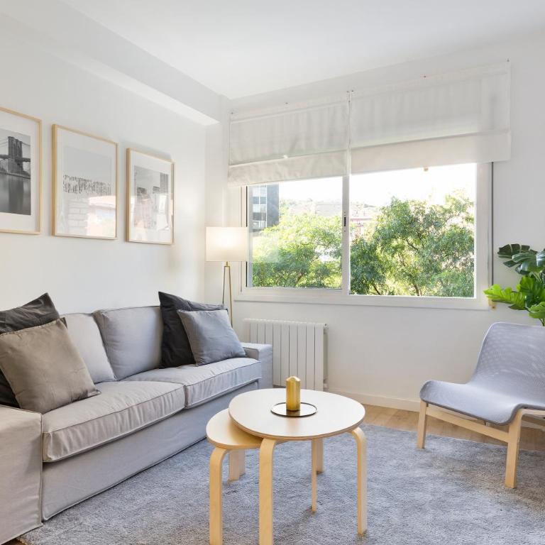 S4D Park Güell - Three-Bedroom Apartment - 2