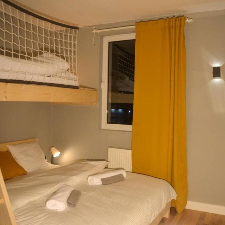 NEST - Triple Room with View - 3