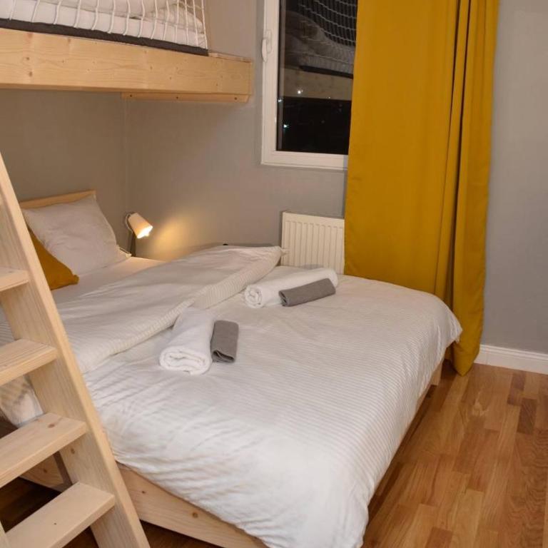 NEST - Triple Room with View - 4