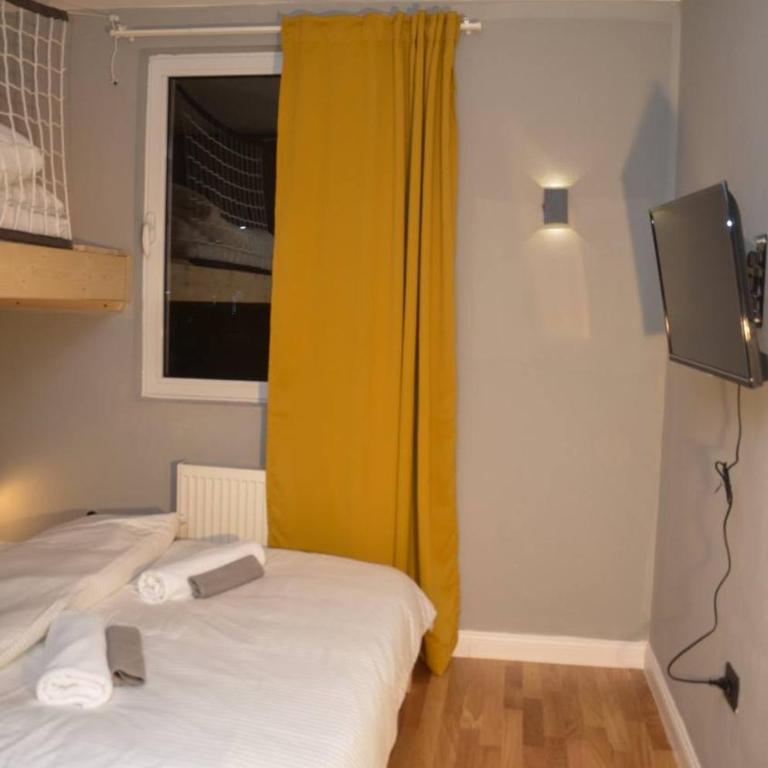 NEST - Triple Room with View - 11