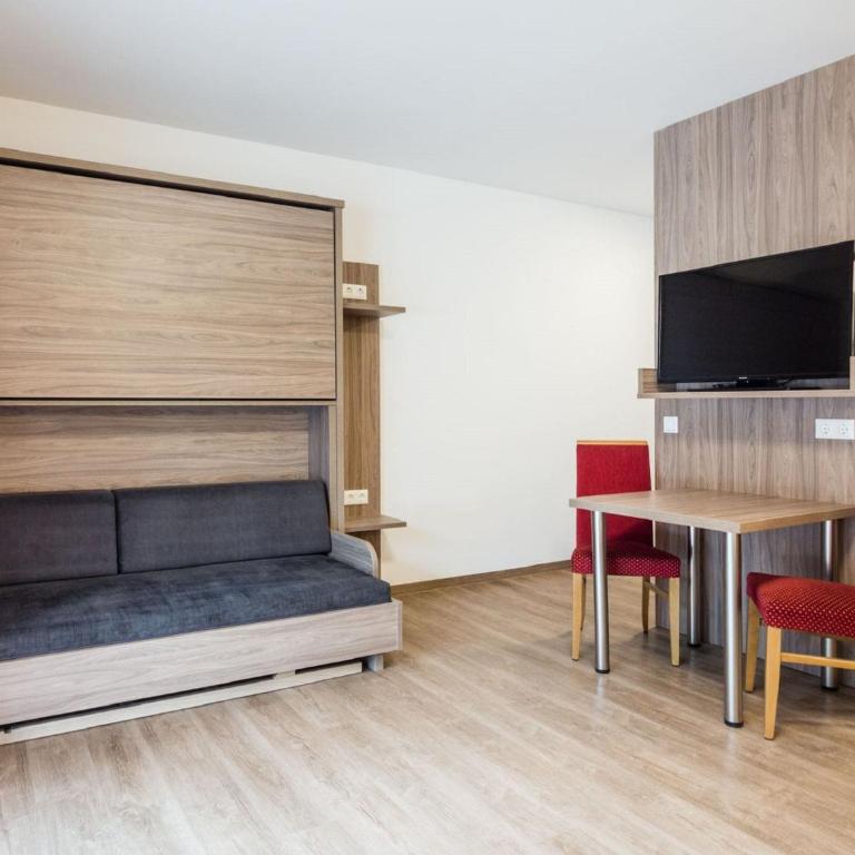 Apartment in Kleinarl near Ski Lift - Apartment - 7