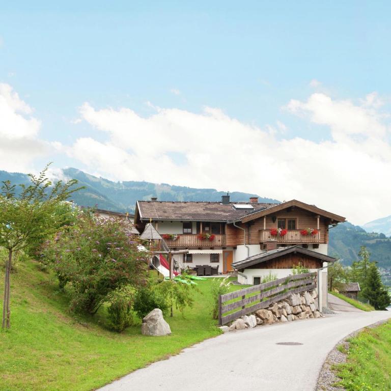 Apartment in Kaprun with Ski-in Ski-out Access - Ferienhaus mit 3 Schlafzimmern - 1