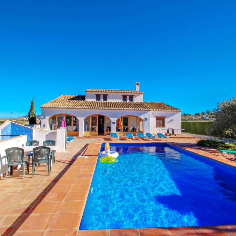 Finca Pepa - beautiful little house in pretty grounds with lovely views in Benissa - Casa de 5 dormitorios - 4