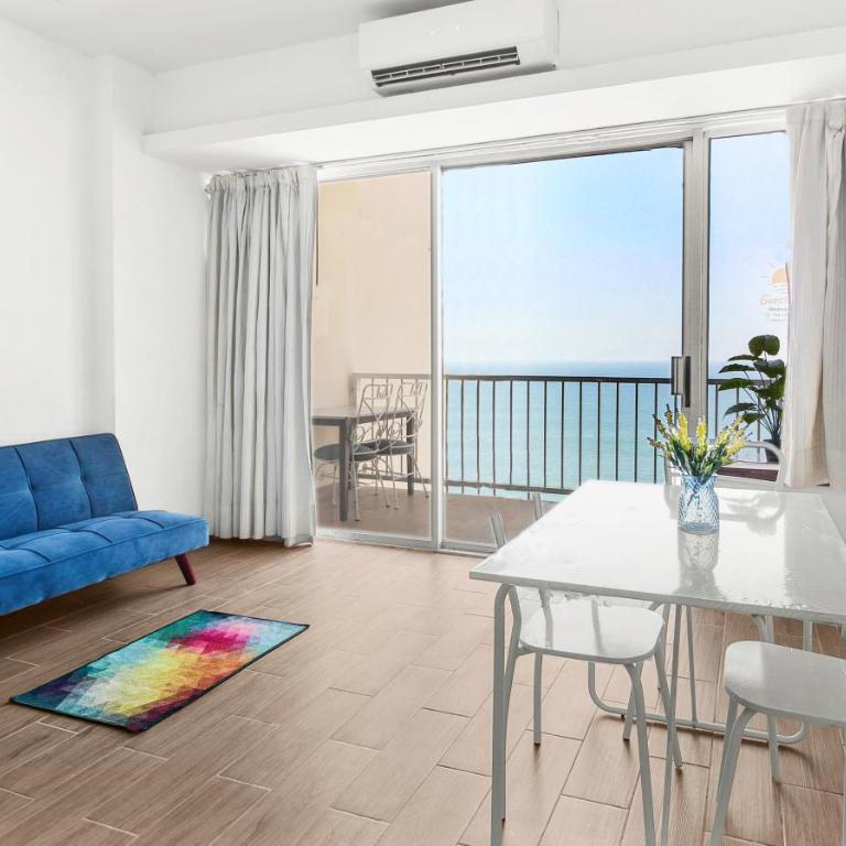 Suites Torres Gemelas VIP - Apartamento Estudio con vistas al mar - 8