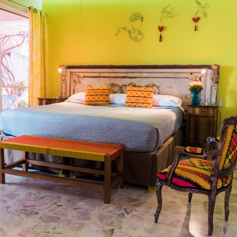 Casa de las Bugambilias B&B - Habitación Superior con cama extragrande - 3