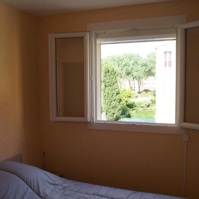 Lara 5 - Grand T2 sans vis-à-vis Parking - Près centre-port, île des Loisirs, plage Richelieu - Appartement 1 Chambre - 27