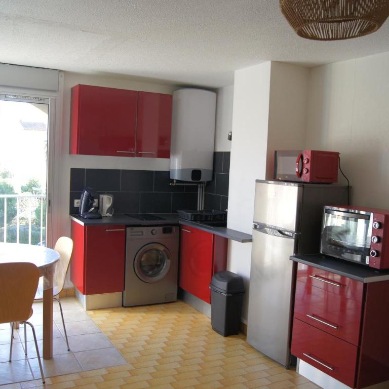 Lara 5 - Grand T2 sans vis-à-vis Parking - Près centre-port, île des Loisirs, plage Richelieu - Appartement 1 Chambre - 25