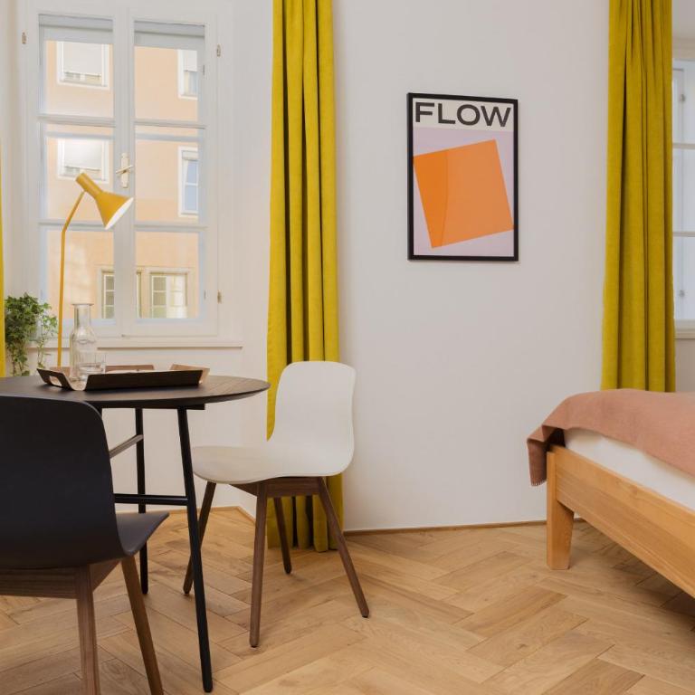 Marktbar Studios - Boutique Aparthotel - Doppelzimmer mit Kingsize-Bett - 2
