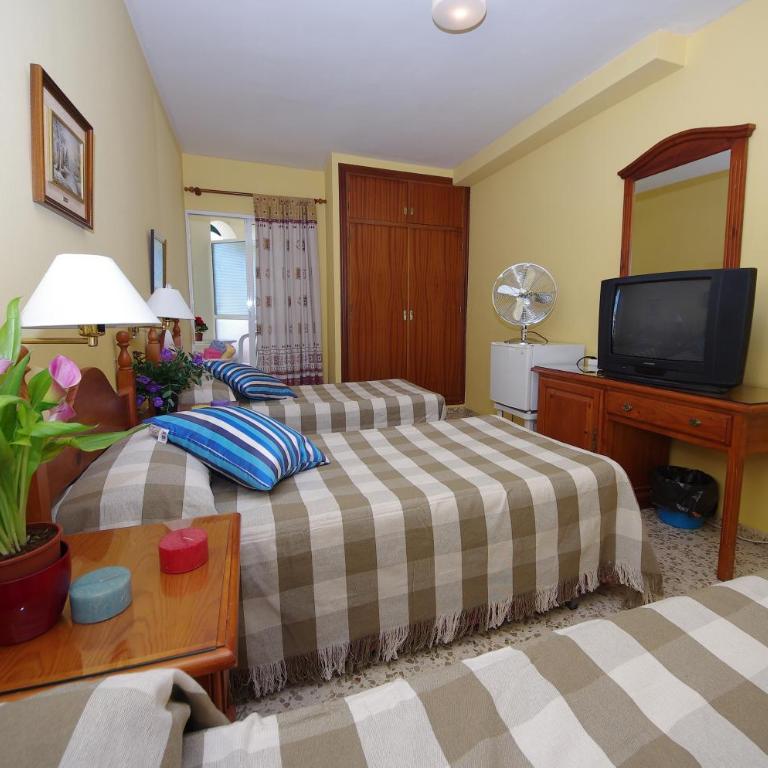 Hostal Azahara - Habitación Triple - 2