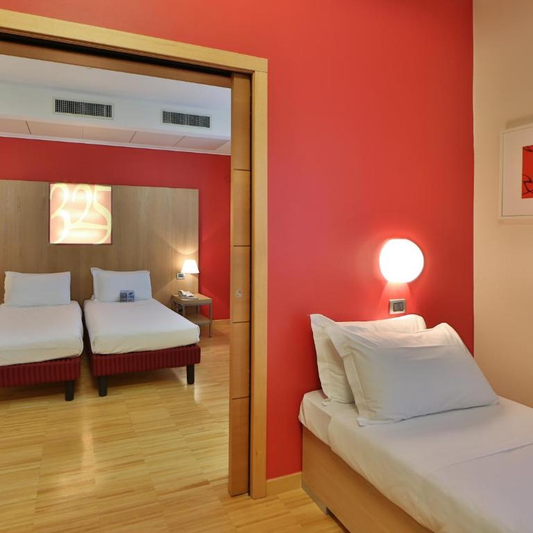Best Western Plus Hotel Bologna - Camera Queen Classic con Letto Singolo - 5