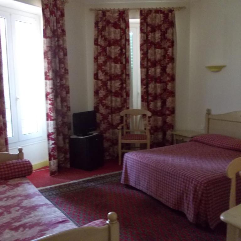 Hotel Marcellin - Chambre Triple (2 Adultes & 1 Enfant) - 8