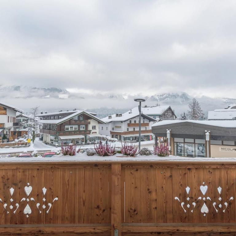 Chalet in Ellmau near Ski Lift - Superior Chalet - 35