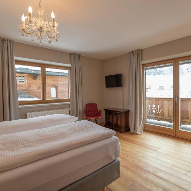 Chalet in Ellmau near Ski Lift - Superior Chalet - 4