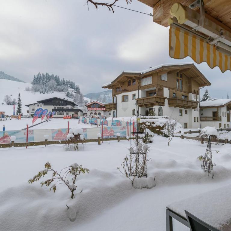 Chalet in Ellmau near Ski Lift - Superior Chalet - 31