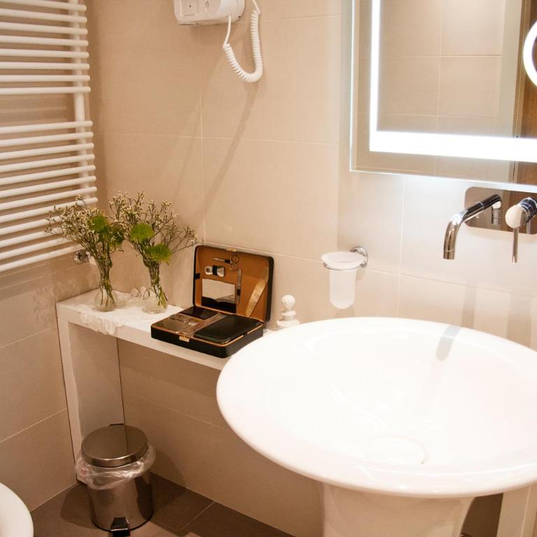 La Castellana Loft Hotel - Suite con 1 Camera da Letto - 2