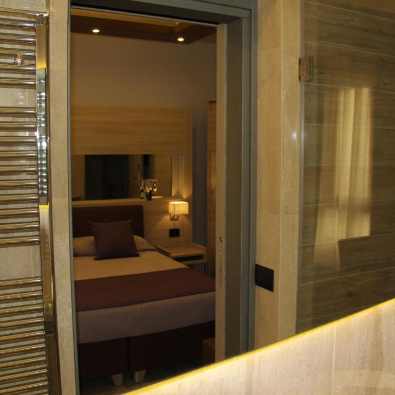 Hotel Trapani In - Deluxe Double Room - 25