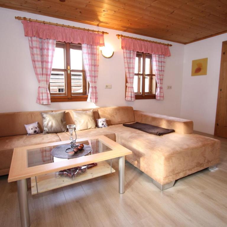 Mansion in Eben near Ski Salzburger Sportwelt - Ferienhaus mit 1 Schlafzimmer - 1