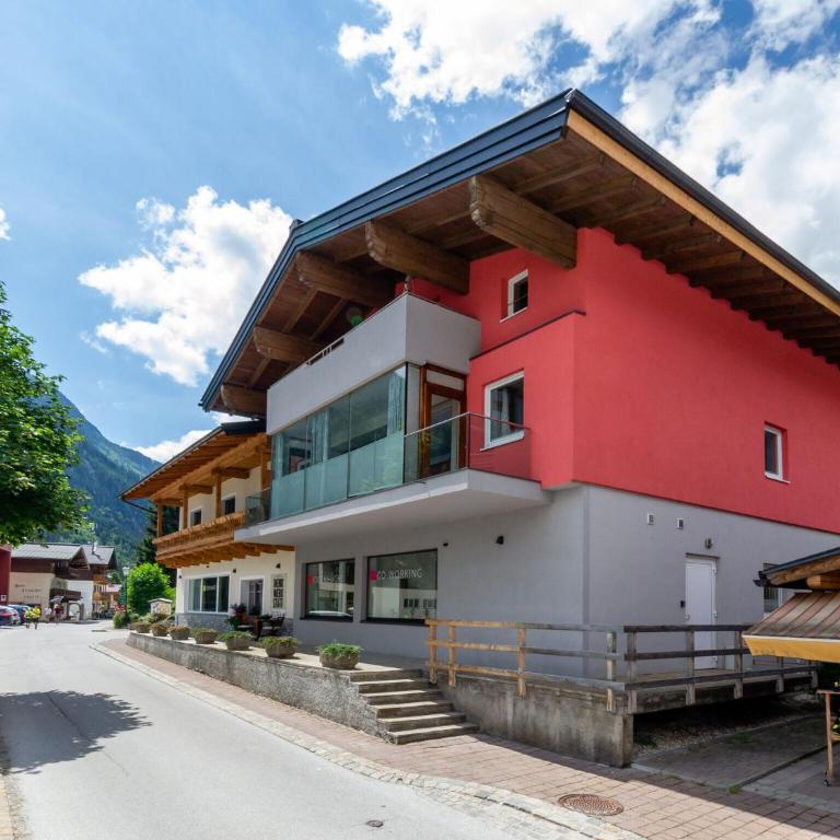 Chalet in Krimml near Zillertal Slopes - Ferienhaus mit 4 Zimmern - 29