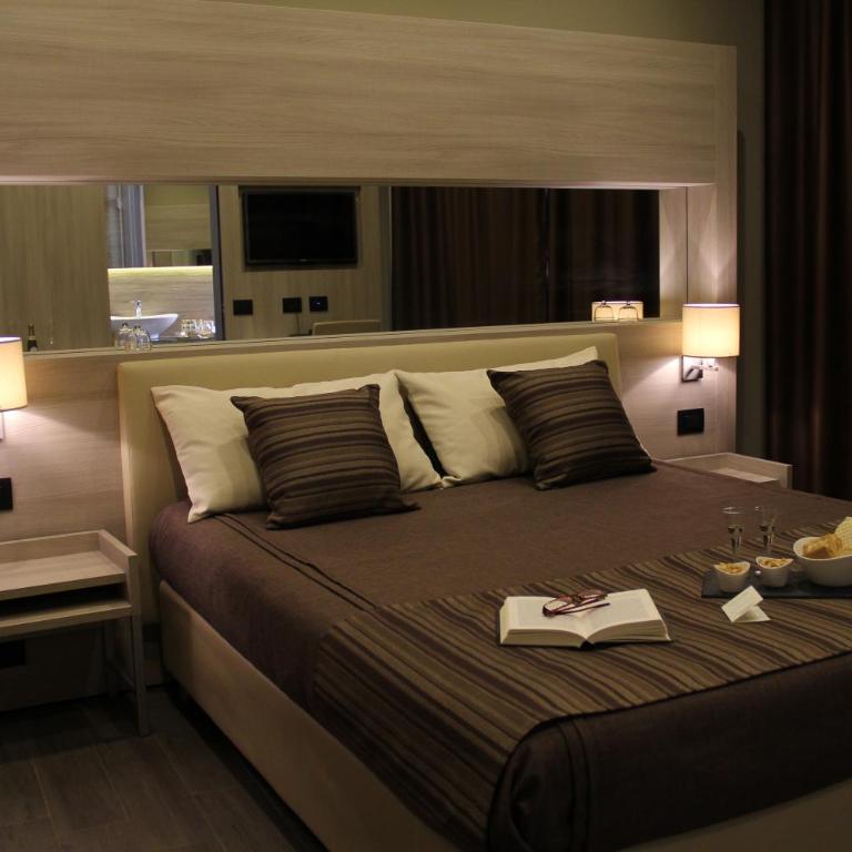 Hotel Trapani In - Two Connecting Rooms (3 Adults) - 19
