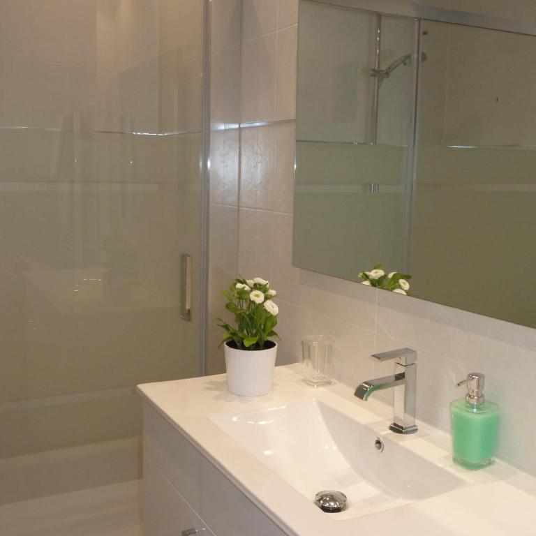 Pensión Gárate - Apartamento con terraza - 11