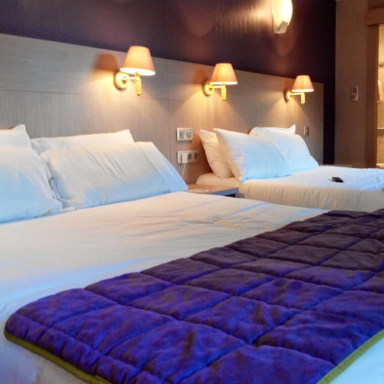 Hôtel Christina Lourdes - Chambre Familiale - 4