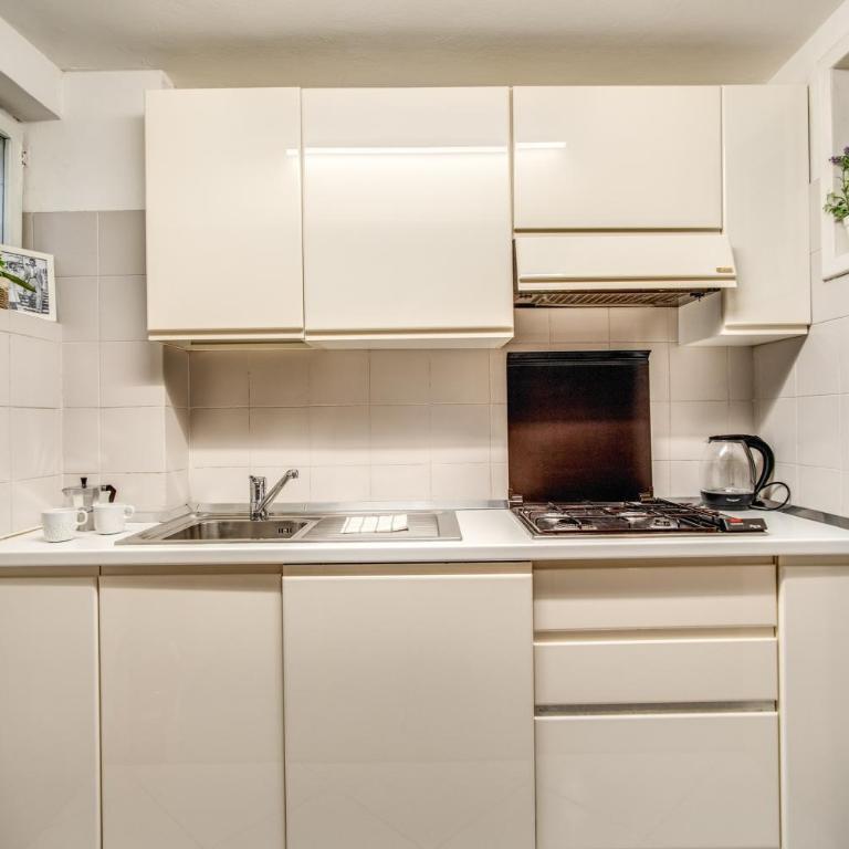 TRASTEVERE - Stylish Good Vibes Apartment - Appartamento - 35