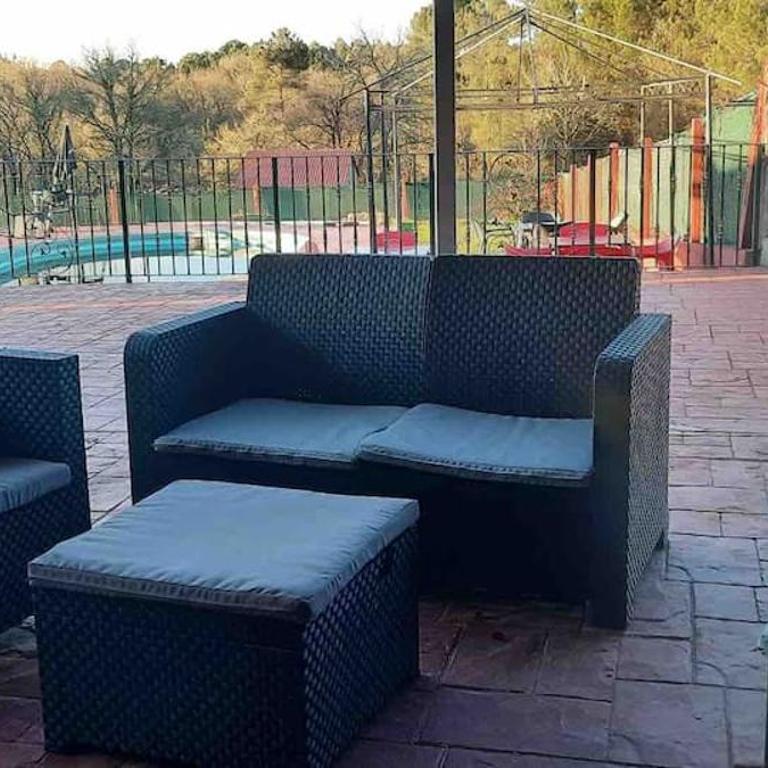 ALOJAMIENTO ENTERO CON PISCINA Y JARDIN. - Casa de 3 dormitorios - 41