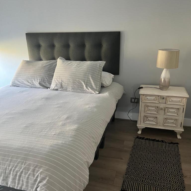 14 Metros ,costado Clinica las Condes ,hasta 6 personas - Apartamento Estándar - 10