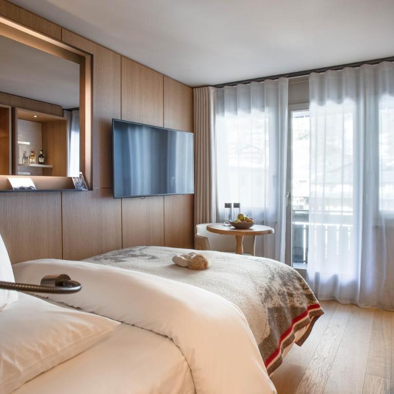 Schweizerhof Zermatt - a Small Luxury Hotel - Gemütliches Zimmer - 1