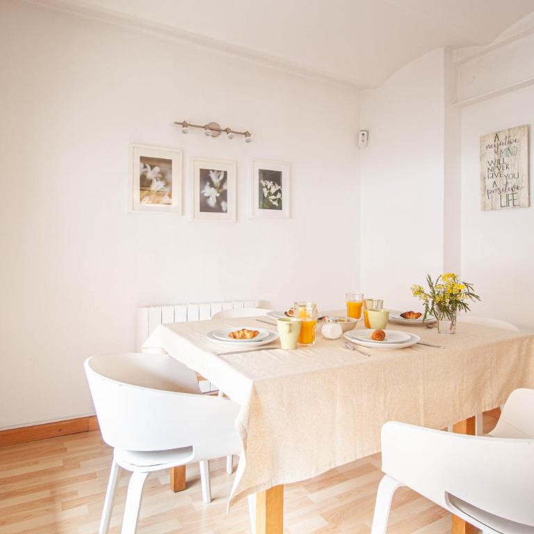 Apartamento zona Sagrada Familia - Two-Bedroom Apartment - 4