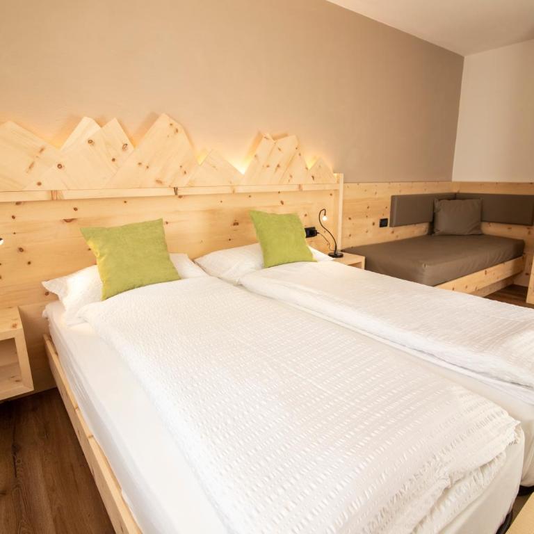 Residence Montebel - Camera Familiare Superior - 12