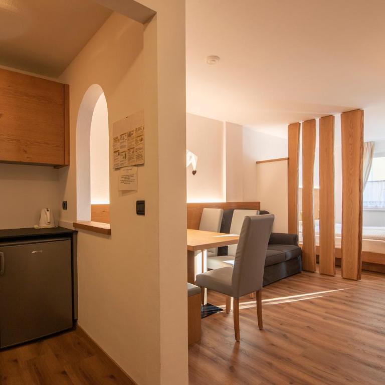 Residence Montebel - Camera Familiare Superior - 5