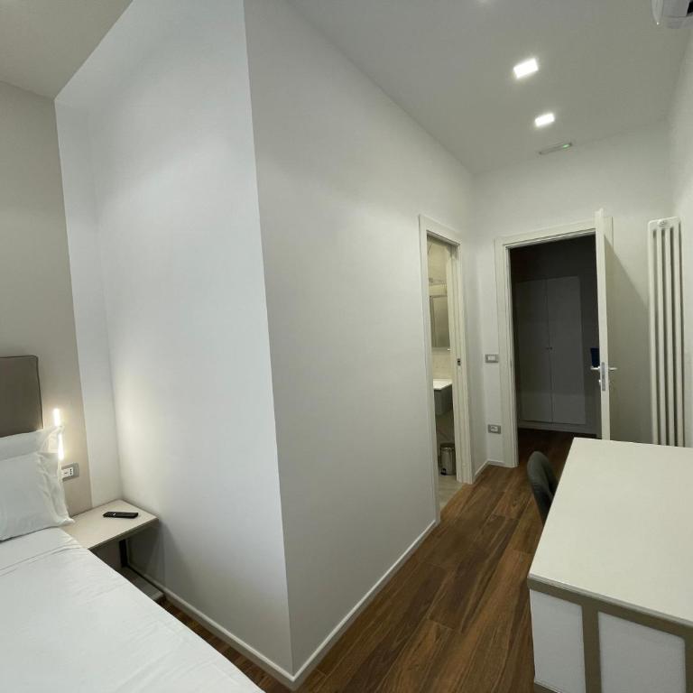 AngelicaHome Roma - Small Double Room - 19