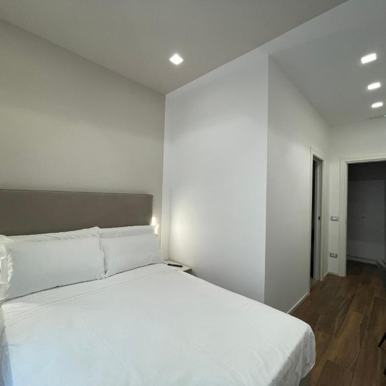 AngelicaHome Roma - Small Double Room - 6