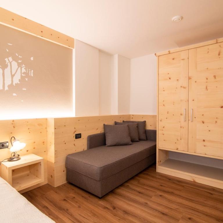 Residence Montebel - Camera Familiare Superior - 11