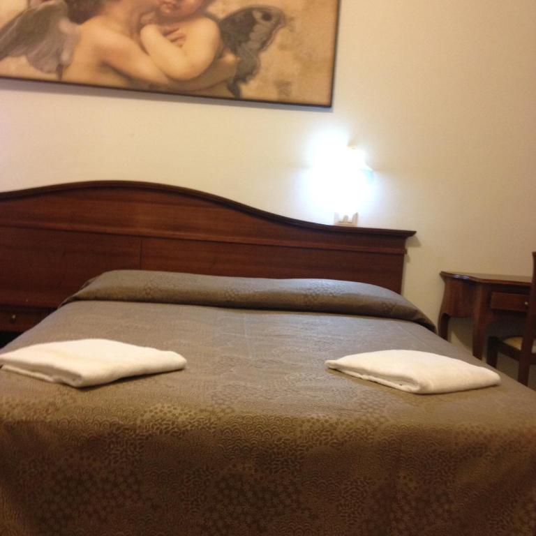 Guesthouse Alex II - Camera Matrimoniale - 17