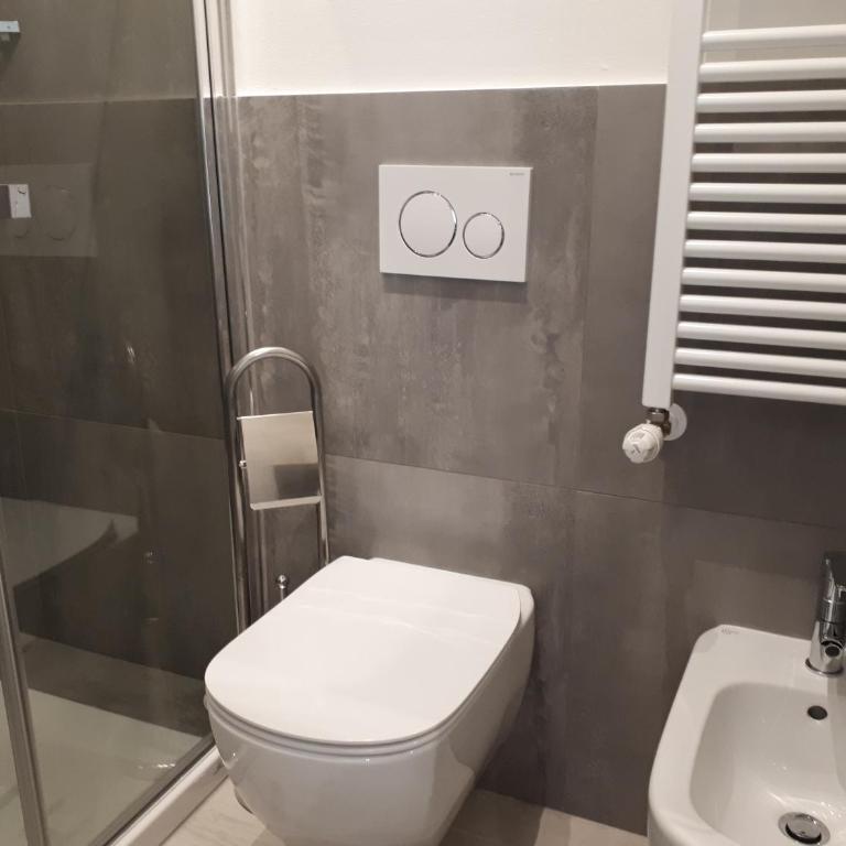 SoleLuna Fiera 6 Rooms - Single Room with Private Bathroom - 4