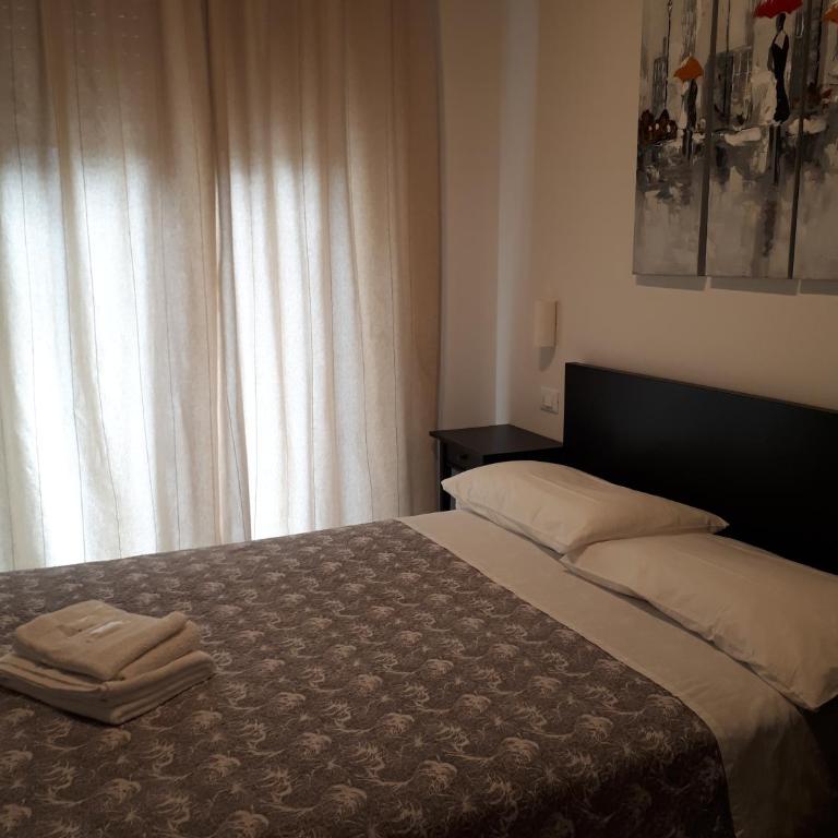 SoleLuna Fiera 6 Rooms - Single Room with Private Bathroom - 3