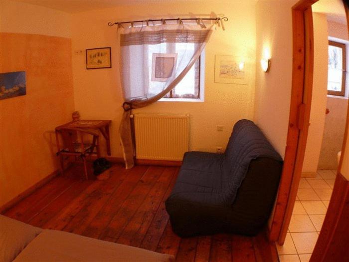 La Ptite Auberge - Chambre Quadruple - Dalhia - 2