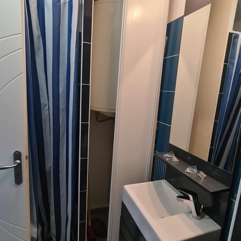 Logesty Studio Cosy316 - One-Bedroom Apartment - 8