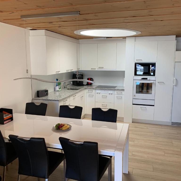 Touring 401 - Apartment - 2