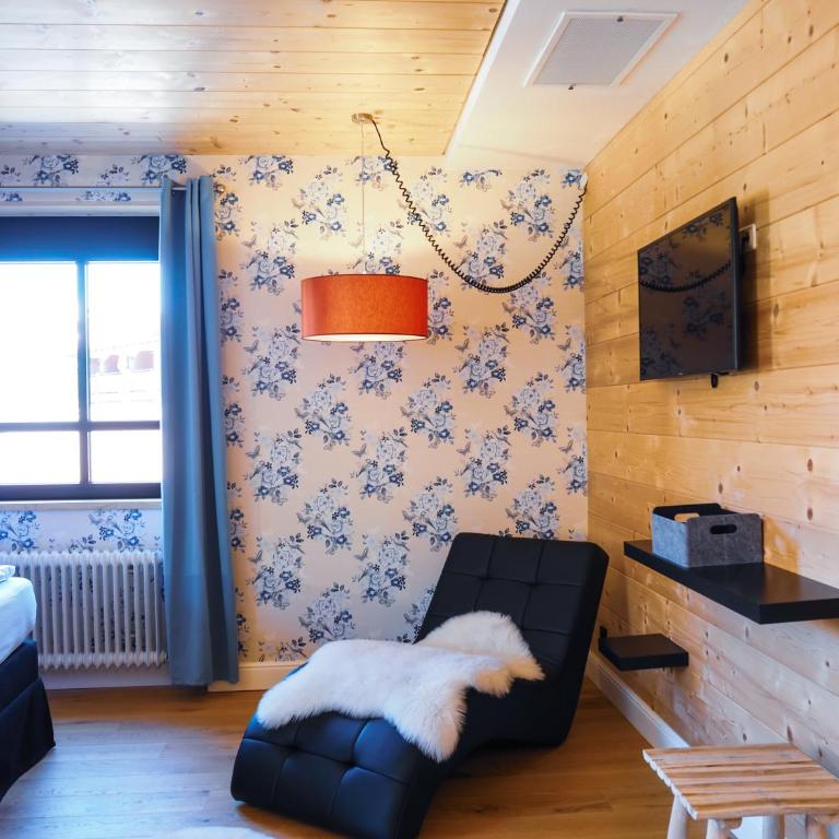 Design Hotel ALPENLIEBE - - - - Boutique-Flair - - - - - Deluxe Zimmer mit Kingsize-Bett ohne Balkon - 4