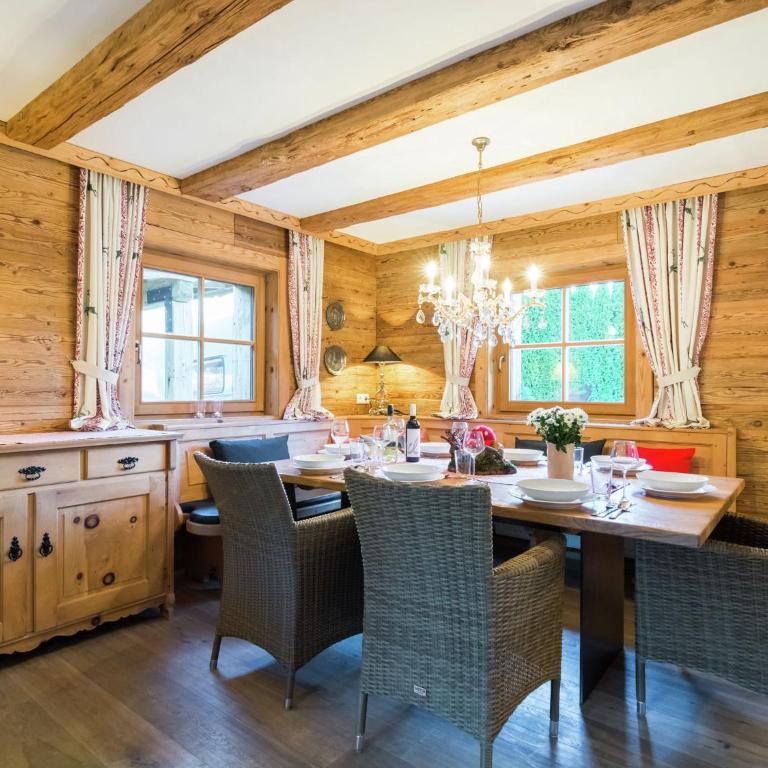 Chalet in Ellmau near Ski Slopes - Superior Chalet - 10