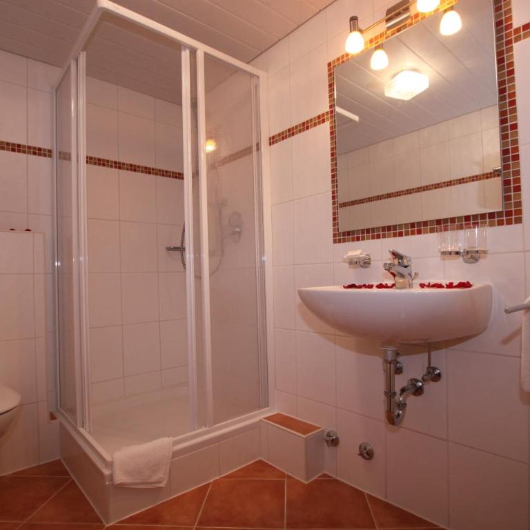 Gasthof zur Mühle - Familienzimmer mit Dusche - 4
